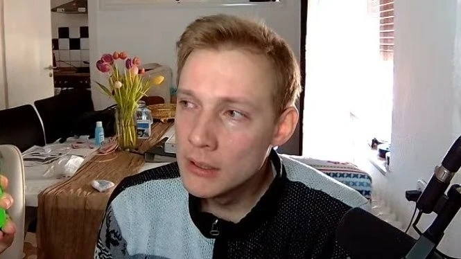 Nhà phát triển game bật khóc sau 4 năm trắng tay.