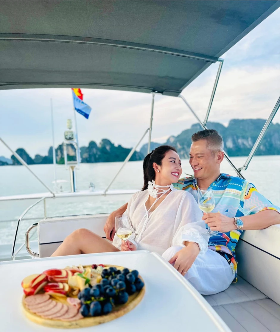 Nhan sắc hoa hậu đẹp bậc nhất Việt Nam, có 1 con riêng được đại gia say đắm suốt 14 năm Nhan sắc hoa hậu đẹp bậc nhất Việt Nam, có 1 con riêng được đại gia say đắm suốt 14 năm