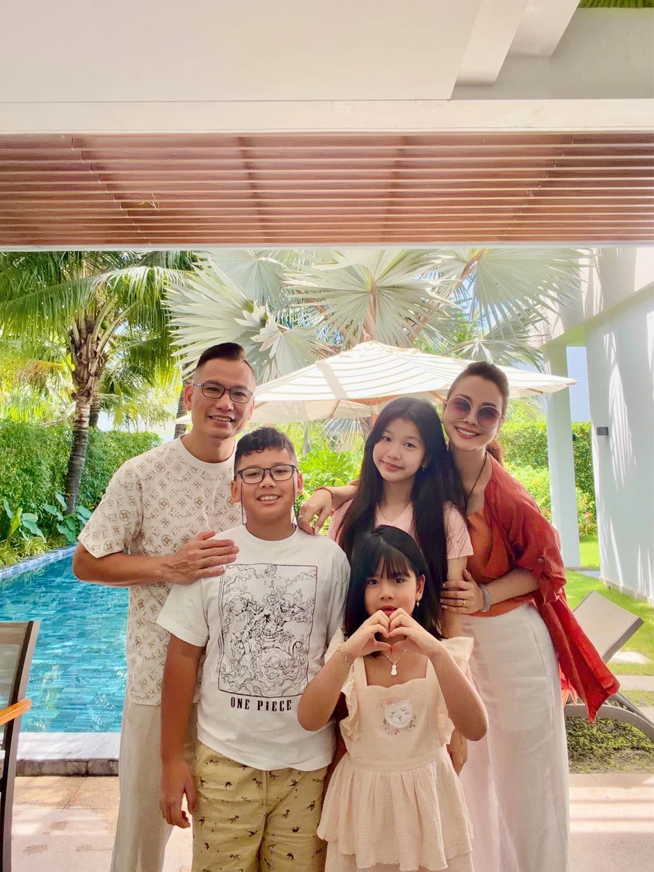 Nhan sắc hoa hậu đẹp bậc nhất Việt Nam, có 1 con riêng được đại gia say đắm suốt 14 năm Nhan sắc hoa hậu đẹp bậc nhất Việt Nam, có 1 con riêng được đại gia say đắm suốt 14 năm