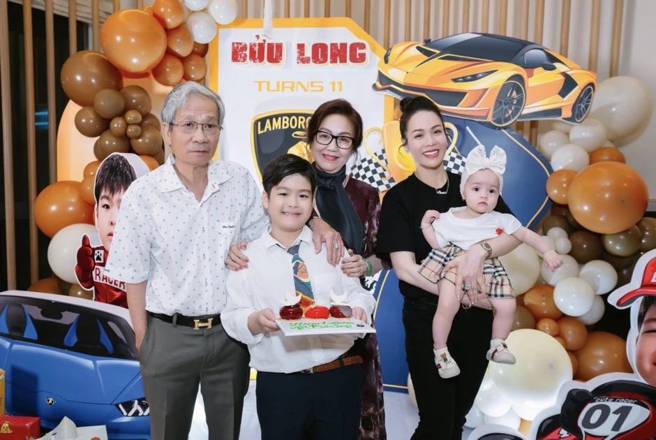 Nhật Kim Anh tái xuất với phim Mẹ Mìn