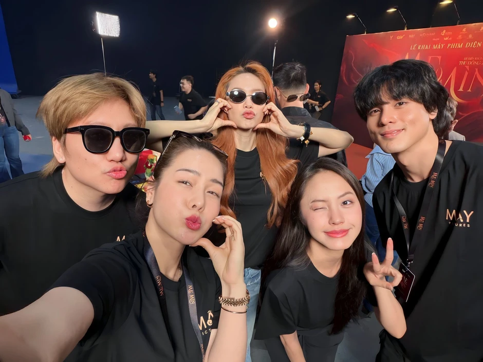 Nhật Kim Anh tái xuất với phim Mẹ Mìn