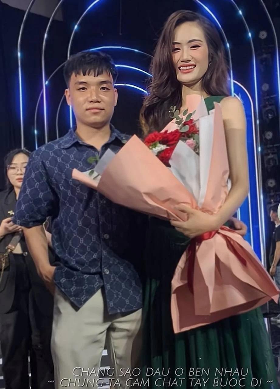 Nhìn bức ảnh này mới hiểu lý do Hoa hậu Ý Nhi yêu Anh Kiệt suốt 9 năm Nhìn bức ảnh này mới hiểu lý do Hoa hậu Ý Nhi yêu Anh Kiệt suốt 9 năm