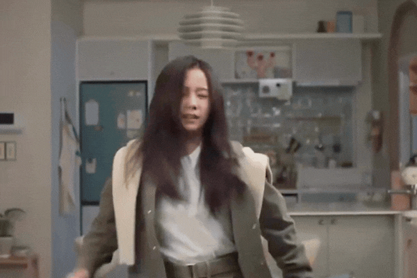 Nhìn Jisoo (BLACKPINK) diễn mà vừa xem vừa ngượng