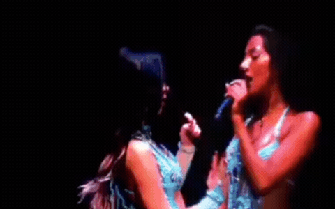 Nhóm nhạc nữ có vũ đạo 18+ thách thức người xem