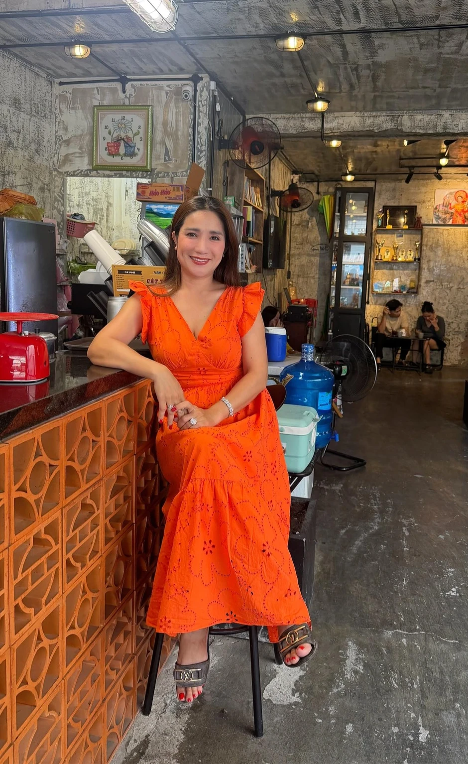 NSƯT Cát Tường công khai nhà mới ở đường Thống Nhất: "Xây sửa từ trong năm đến ra năm chưa xong"