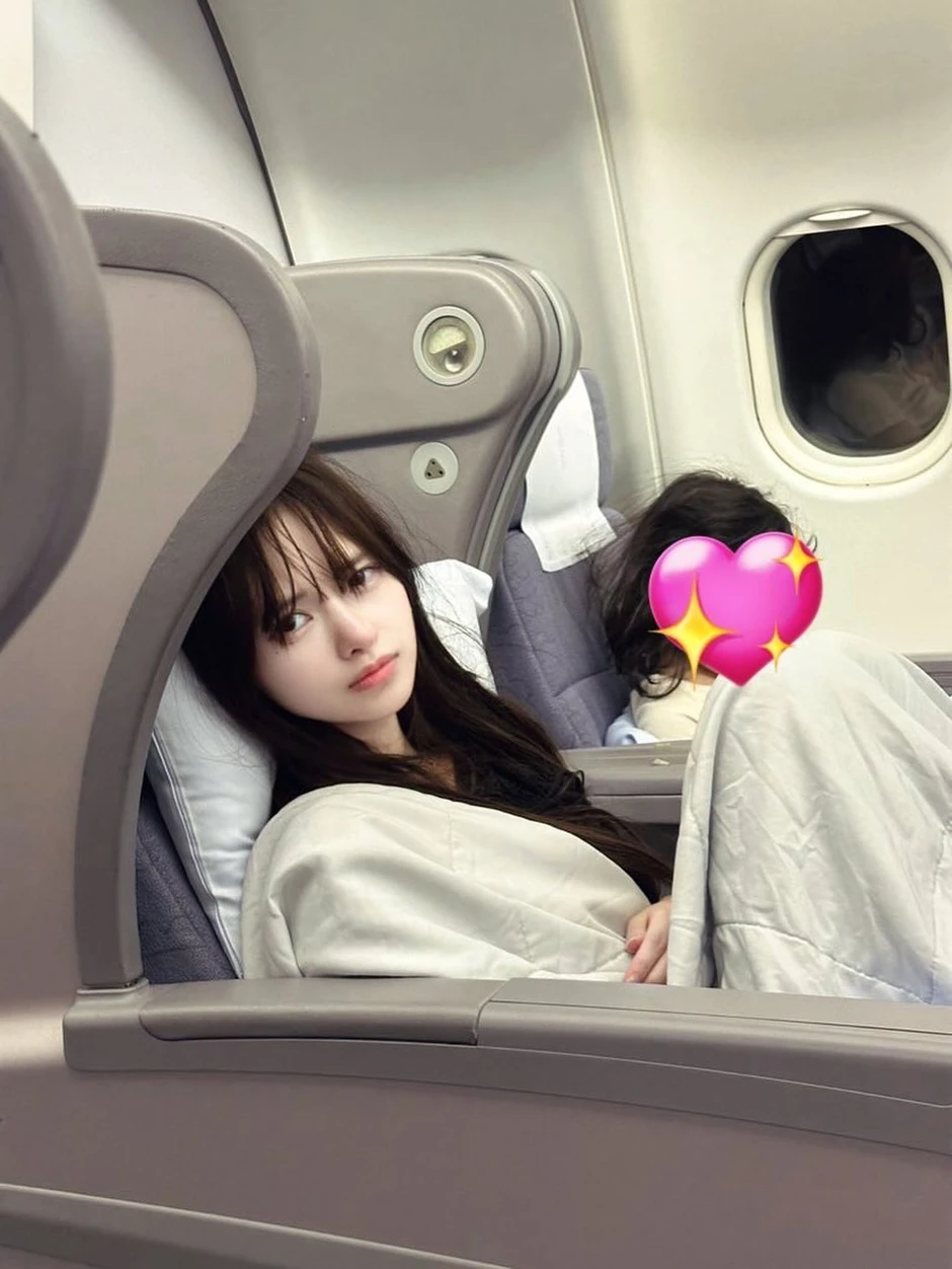 Nữ ca sĩ gen Z bí mật sinh 2 con không cho cả nước biết, đẻ con đầu lòng khi mới 22 tuổi