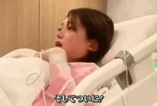 Nữ diễn viên 9X sinh con sau 3 tháng kết hôn: clip 8 phút gây chú ý trên mạng xã hội