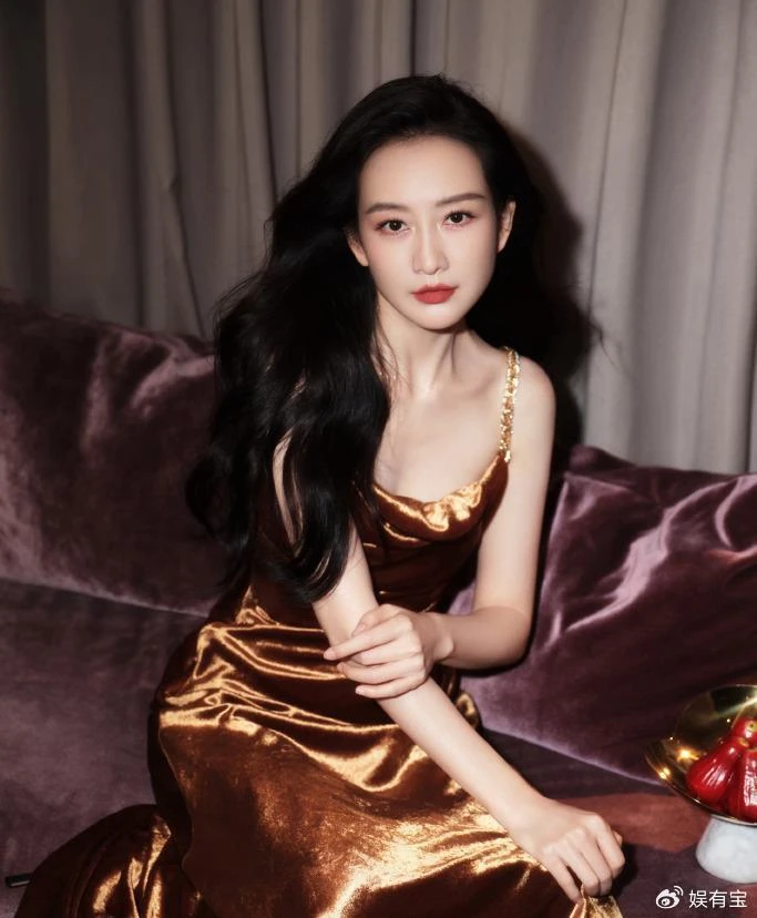 Nữ diễn viên bị ghét nhất showbiz vừa chia tay sau khi sinh con cho “hồng hài nhi” kém 5 tuổi