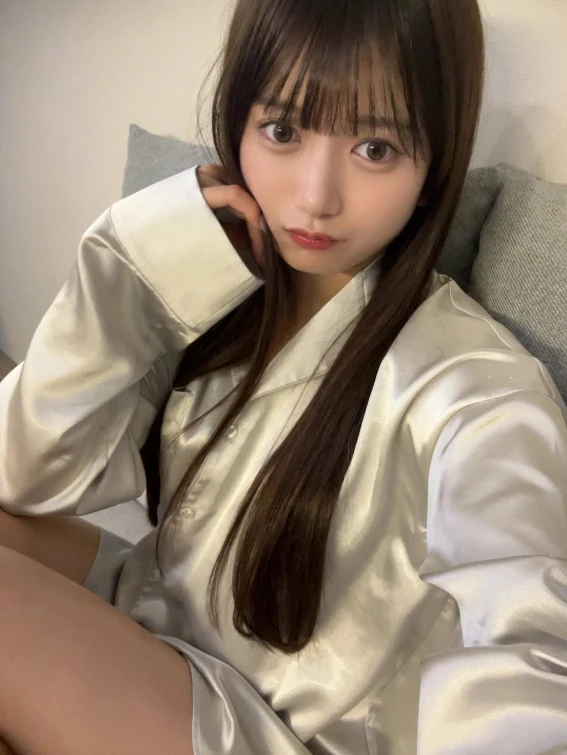 Nữ diễn viên Nhật Bản bức xúc vì bị qu.ấy. r.ối