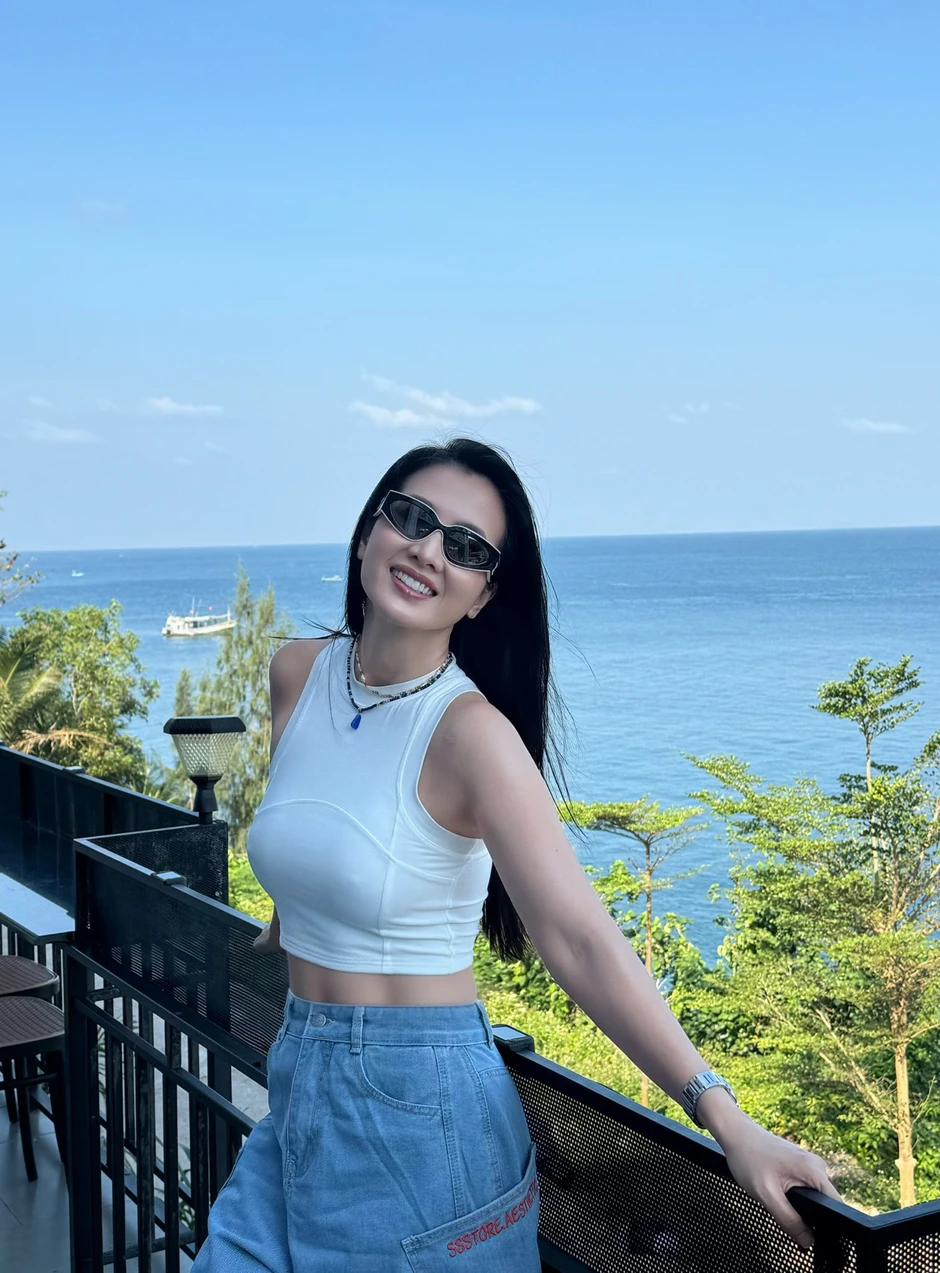 Nữ nghệ sĩ là mẹ đơn thân, U45 vẫn đẹp rực rỡ, có bạn trai yêu mến nhưng không cưới