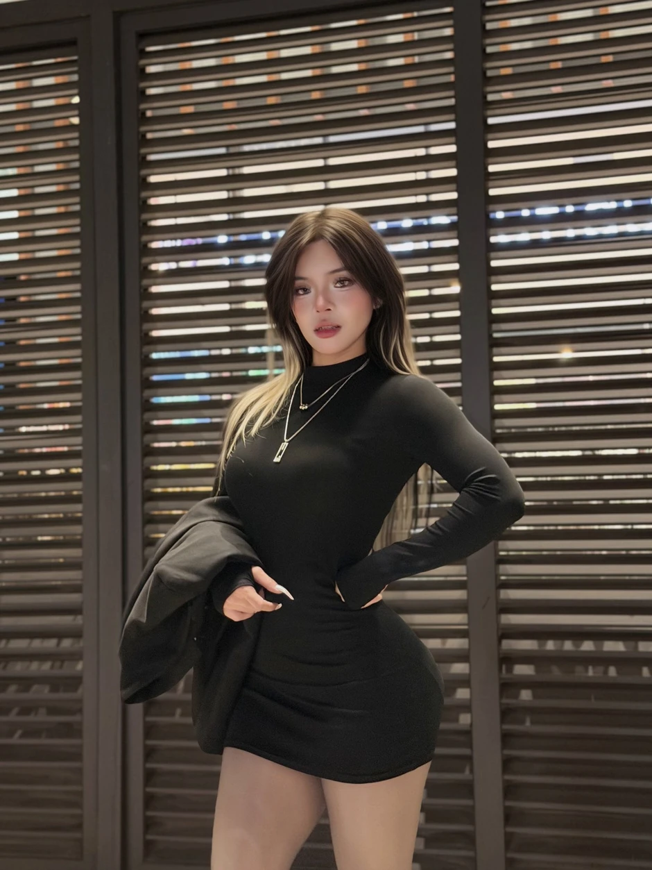 Nữ PT gây sốt với body săn chắc và nét căng cuốn hút