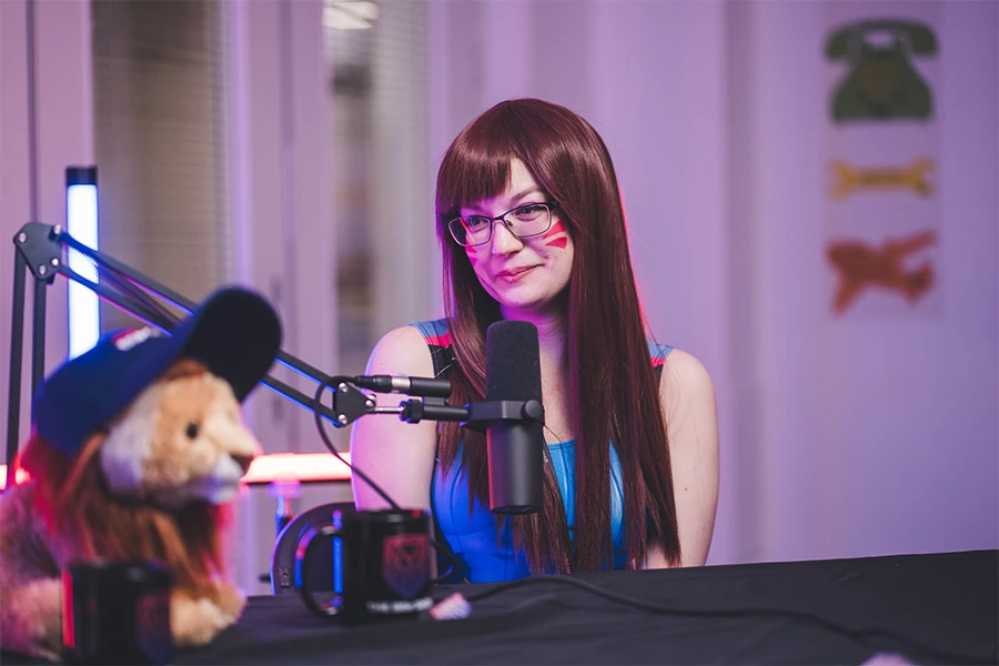 Nữ tuyển thủ và streamer trong thế giới Esports: Vượt qua định kiến, tiếng cười cợt và hành trình khẳng định bản thân