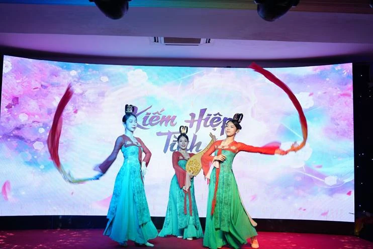 Offline Võ Lâm Truyền Kỳ 2.0 PC quy tụ hàng trăm game thủ