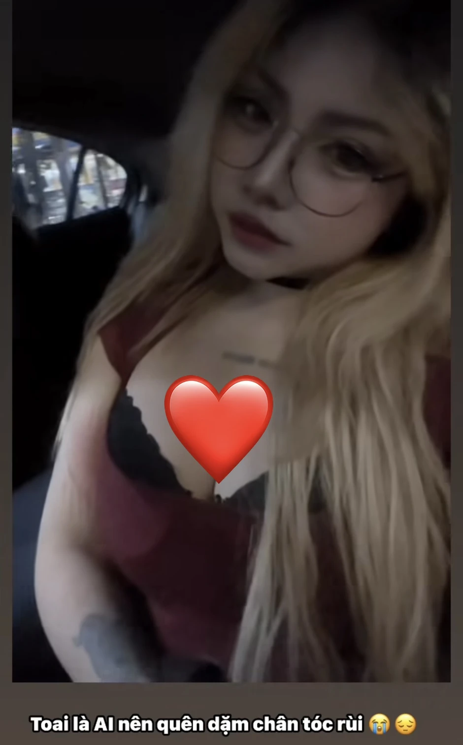 Phá vỡ nghi vấn "fake" hình ảnh, cô gái bị đồn là AI tung bằng chứng Phá vỡ nghi vấn "fake" hình ảnh, cô gái bị đồn là AI tung bằng chứng