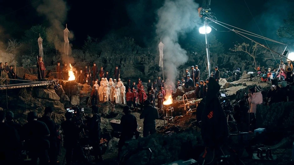 Phí Phông được báo quốc tế khen tham vọng nhất Việt Nam