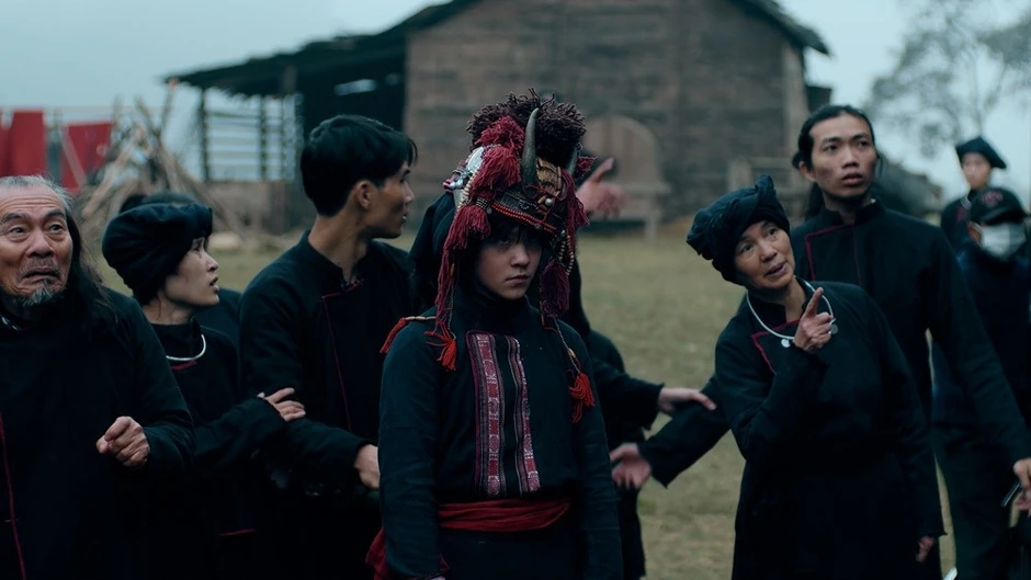 Phí Phông được báo quốc tế khen tham vọng nhất Việt Nam