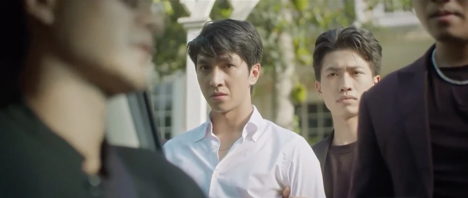 Phim Việt giờ vàng đừng viện cớ 18+ để làm càn