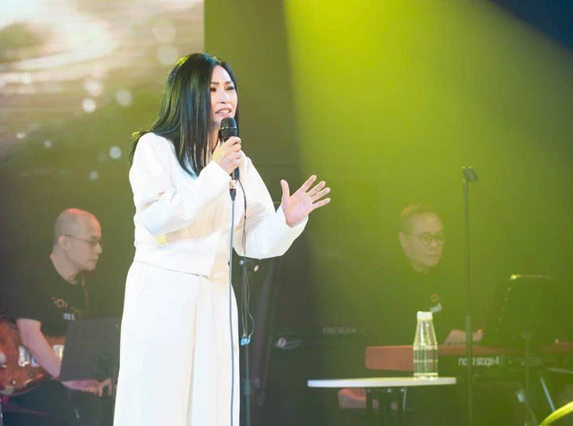 Phương Thanh tái sinh bản hit đình đám của Tùng Dương