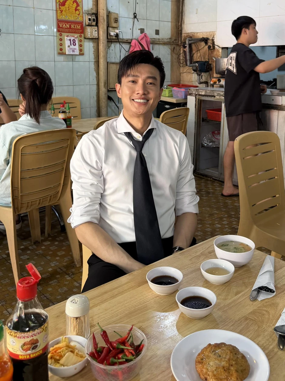 Quốc Trường lên tiếng về hình ảnh bất ổn trên sóng trực tiếp