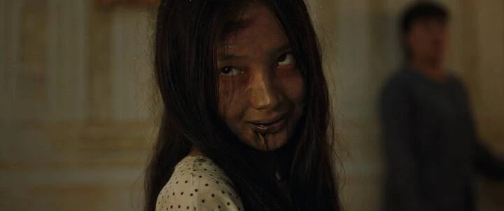 Sắc vóc nữ diễn viên đóng cảnh gây ám ảnh trong "Quỷ nhập tràng 2"