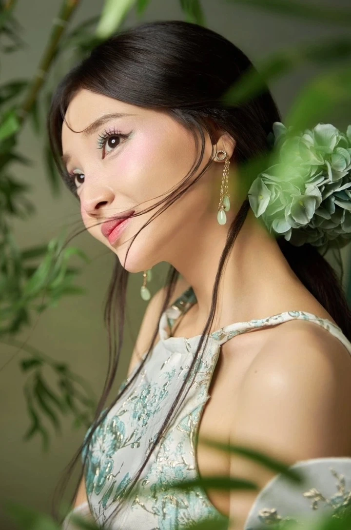 Sắc vóc nữ diễn viên đóng cảnh gây ám ảnh trong "Quỷ nhập tràng 2"