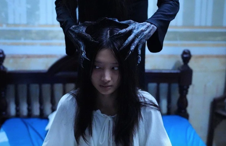 Sắc vóc nữ diễn viên đóng cảnh gây ám ảnh trong "Quỷ nhập tràng 2"