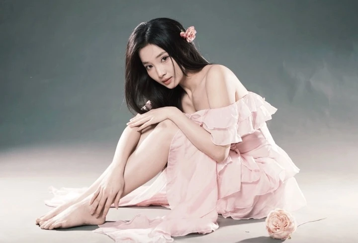 Sắc vóc nữ diễn viên đóng cảnh gây ám ảnh trong "Quỷ nhập tràng 2"