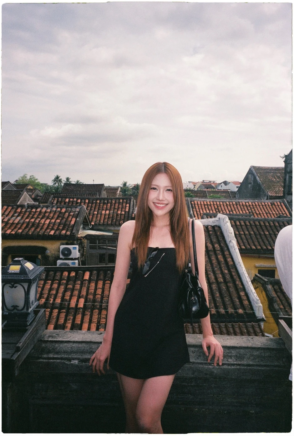 Sao Vbiz rộn ràng 8/3: Hoàng Dũng đã kết hôn từ 6 năm trước, Hòa Minzy - Lệ Quyên quá viên mãn!