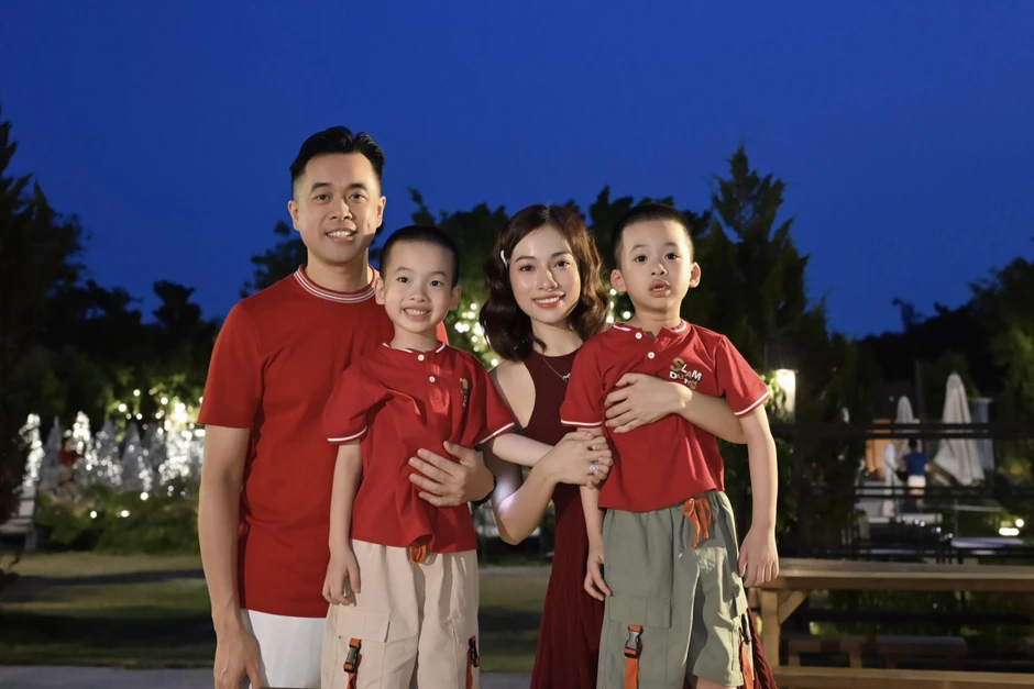 Sara Lưu - vợ Dương Khắc Linh mang thai song sinh lần 2