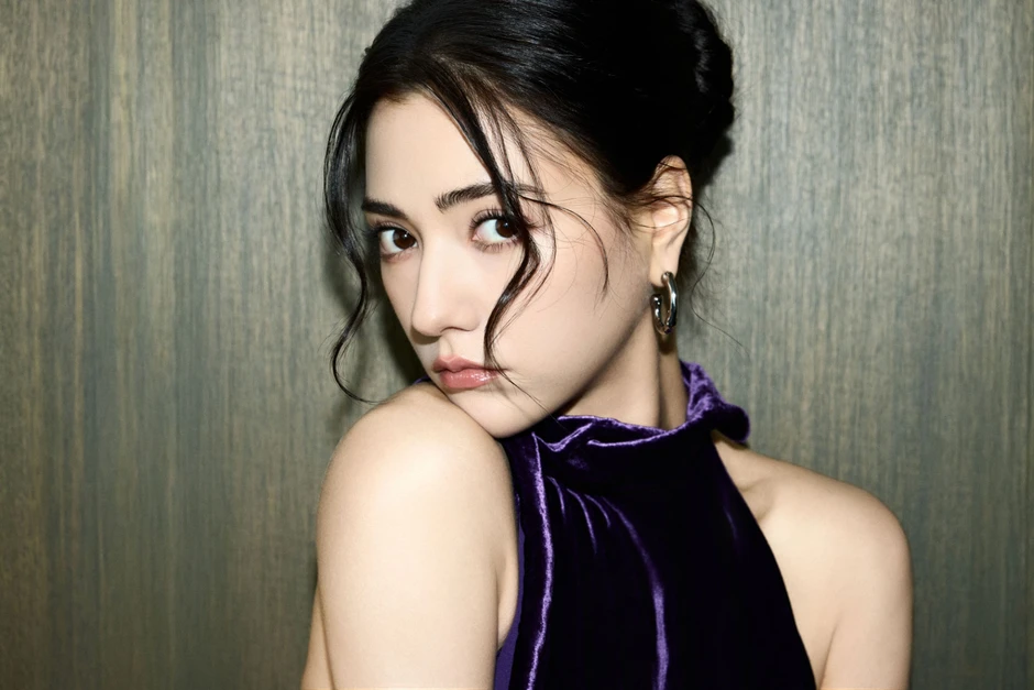 Showbiz có tin vui: Ngọc nữ sinh năm 1997 cưới vào tháng 11, chú rể là thiếu gia tập đoàn hơn 14 tuổi!