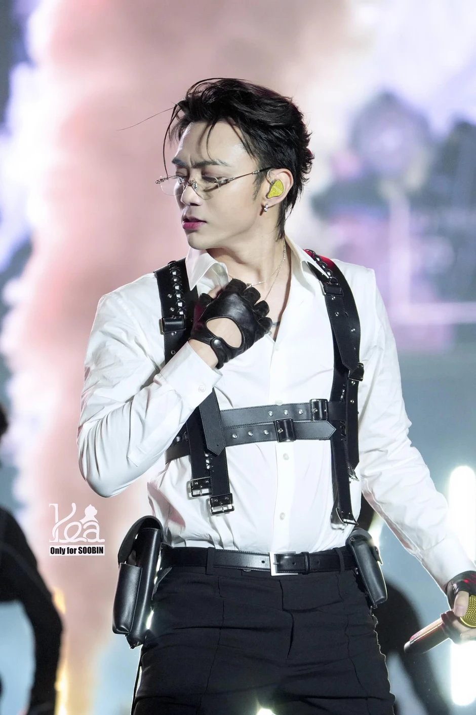 Siêu xe của SOOBIN bốc cháy ngùn ngụt