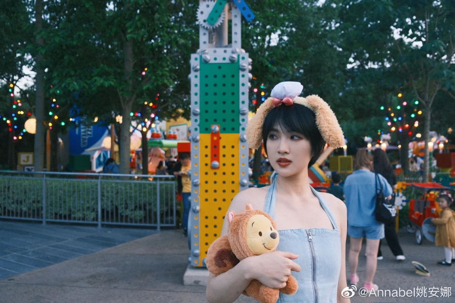 Số phận của ái nữ nhà tập đoàn Huawei từ bỏ thân phận "công chúa", 5 năm chấp nhận nếm mật nằm gai trong showbiz