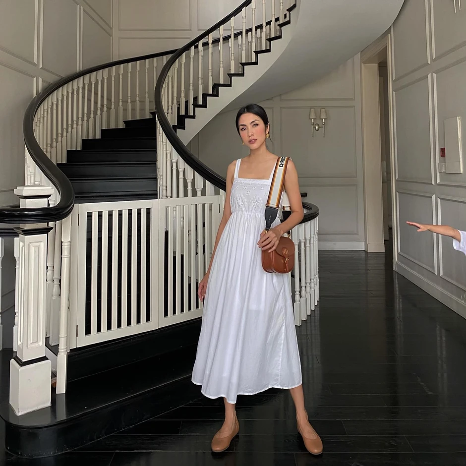 Tăng Thanh Hà lộ vòng 2 lùm lùm