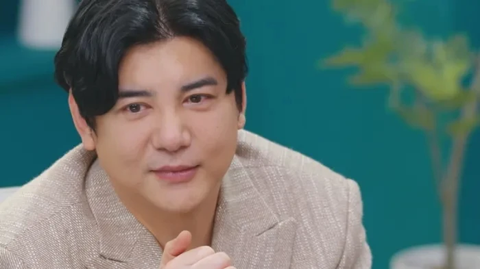 Thêm tình tiết căng khiến nam diễn viên và vợ trẻ kém 16 tuổi ly hôn: "Anh ấy ép tôi cho con bú khi tôi đang khó thở"