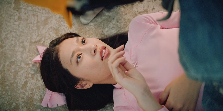 Thiên Ân để mặt mộc 100% lên phim