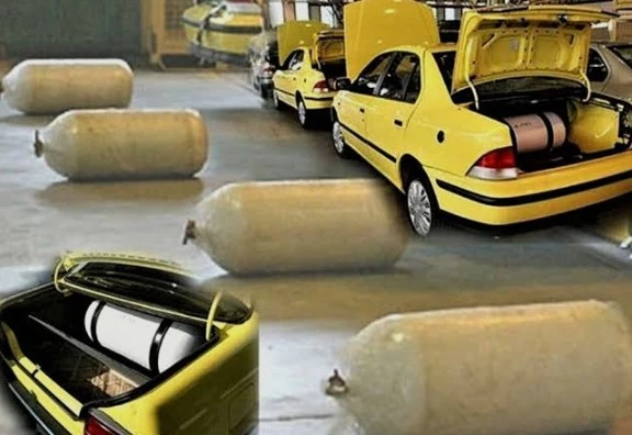 Thiếu xăng dầu kéo dài, người Iran đưa "vũ khí sinh tồn" xuống phố: Nhìn qua cứ ngỡ đến từ tương lai