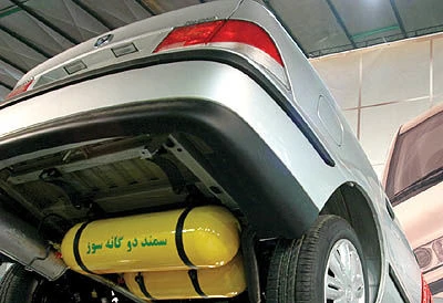 Thiếu xăng dầu kéo dài, người Iran đưa "vũ khí sinh tồn" xuống phố: Nhìn qua cứ ngỡ đến từ tương lai