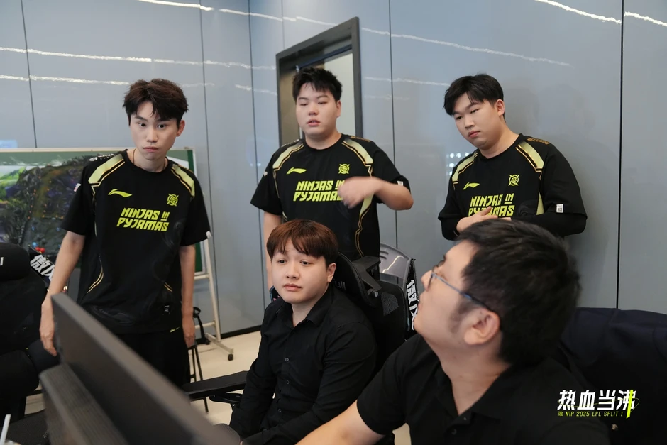 Doinb và Bo từng thi đấu chung tại FPX