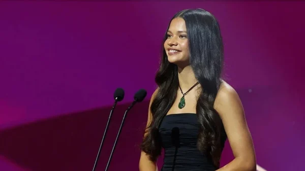 "Đẹp hơn cả vẽ": Mỹ nhân có visual công chúa Disney khiến fan "đứng hình", nhan sắc thế này AI cũng phải chào thua! kenhtingame com thumb quot dep hon ca ve quot m nhan co visual cong chua disney khien fan quot dung hinh quot nhan sac the nay ai cung phai chao thua 93981774516126020 940w