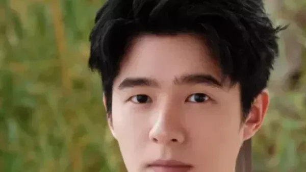 Ba nam diễn viên bị phát hiện tới quán bar tay vịn kenhtingame com thumb ba nam dien vien bi phat hien toi quan bar tay vin 57881774631855706 940w