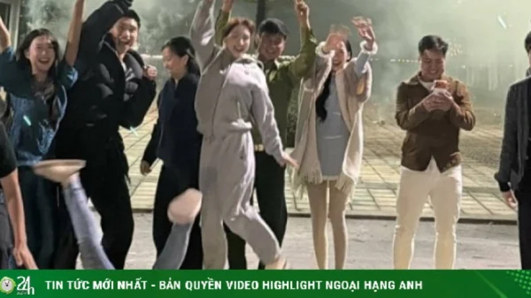 Bạn trai Hòa Minzy thường tụ tập, hợp nhậu với cầu thủ Văn Toàn kenhtingame com thumb ban trai hoa minzy thuong tu tap hop nhau voi cau thu van toan 966c 940w