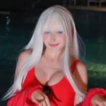 Biến hình thành Gojo Satoru bên hồ bơi, hóa ra đây là cách nữ coser 2 triệu follow "hút view" trên MXH kenhtingame com thumb bien hinh thanh gojo satoru ben ho boi hoa ra day la cach nu coser 2 trieu follow quot hut view quot tren mxh 421b1773999378201 940w