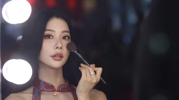 Bỏ chồng đại gia, mỹ nhân gợi cảm nức tiếng xứ Hàn "thay đầu" không nhận ra nổi! kenhtingame com thumb bo chong dai gia m nhan goi cam nuc tieng xu han quot thay dau quot khong nhan ra noi 88ef1774104408447 940w