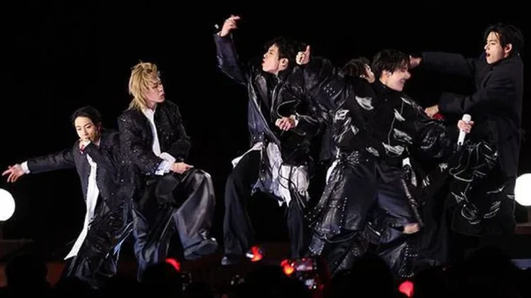 Cảnh sát chặn người mang dao, súng điện vì đêm nhạc BTS kenhtingame com thumb canh sat chan nguoi mang dao sung dien vi dem nhac bts a5891774193176747 940w