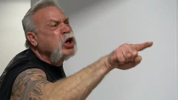 Cay cú vì chơi game thua, nữ game thủ "văng tục" với bạn trai, nhận cái kết nhói lòng kenhtingame com thumb cay cu vi choi game thua nu game thu quot vang tuc quot voi ban trai nhan cai ket nhoi long 7c341774928202480 940w