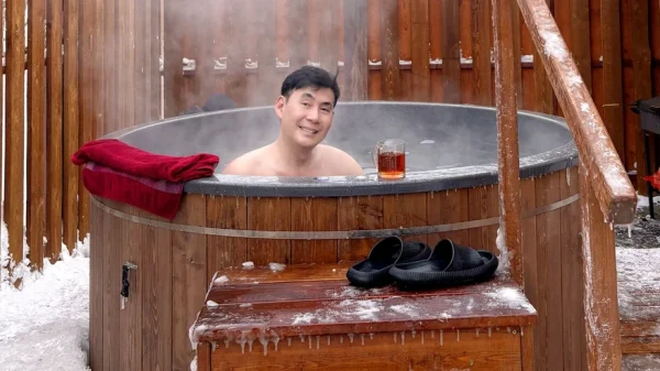 Chuyến du lịch đầy bất ổn của nam ca sĩ sở hữu nhà hơn 2.000 cây vàng, cầu nguyện xin về nước an toàn kenhtingame com thumb chuyen du lich day bat on cua nam ca si so huu nha hon 2000 cay vang cau nguyen xin ve nuoc an toan 16ce 940w