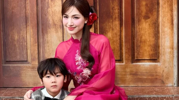 Con trai Hoà Minzy: "Bố Cương yêu thương con nhất và con cũng yêu bố nhất" kenhtingame com thumb con trai hoa minzy quot bo cuong yeu thuong con nhat va con cung yeu bo nhat quot 5ab9 940w