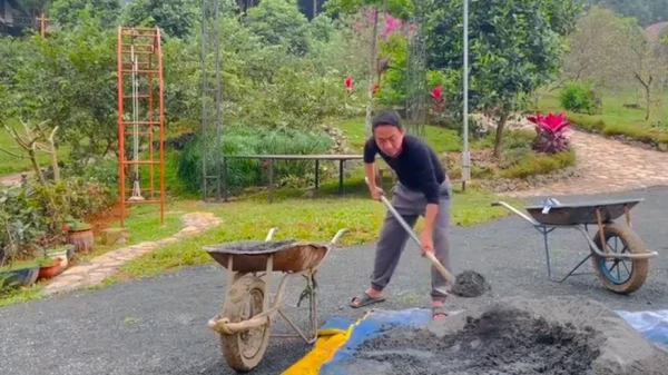 Cuộc sống của "ông hoàng nhạc đỏ" Việt Hoàn sau khi ly hôn kenhtingame com thumb cuoc song cua quot ong hoang nhac do quot viet hoan sau khi ly hon 08bd1774796424168 940w