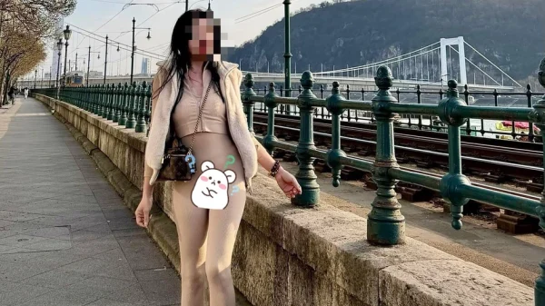 Diện đồ bó sát với màu sắc gây hiểu nhầm: Trang phục gây tranh cãi và phản ứng của CĐM kenhtingame com thumb dien do bo sat voi mau sac gay hieu nham trang phuc gay tranh cai va phan ung cua cdm aefe1773670150373 940w