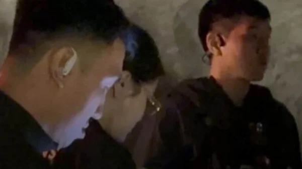 Dùng iCloud để định vị bạn gái, nam thanh niên ập vào phòng thì chứng kiến cảnh tượng không thể ngờ kenhtingame com thumb dung icloud de dinh vi ban gai nam thanh nien ap vao phong thi chung kien canh tuong khong the ngo 50f31773726454151 940w